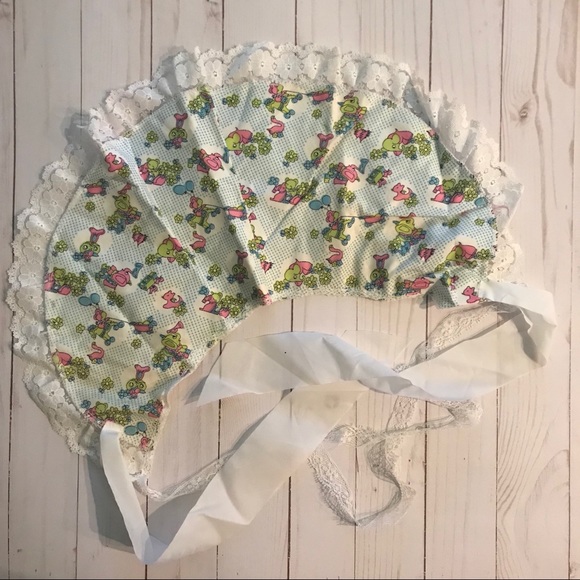 New Year Giant Baby Bonnet - Picture 1 of 3